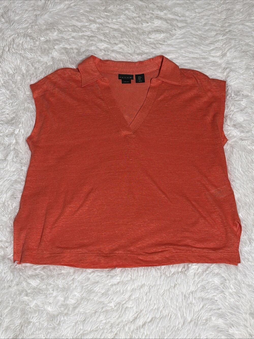 Women’s Tahari Blouse Size Medium